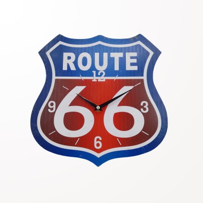 Horloge murale rouge et bleue route 66